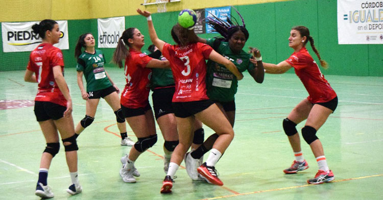 Un momento del encuentro entre Adesal Córdoba y Deza CBM en La Fuensanta. Foto: Laclasi.es
