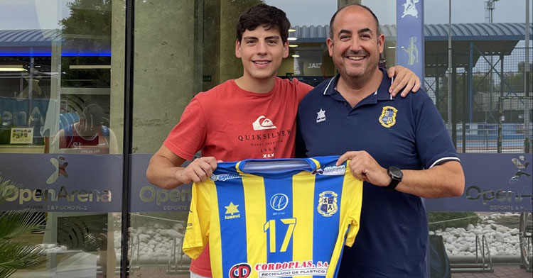 Antonio Pineda junto a Sergio Amián, responsable lasaliano de balonmano
