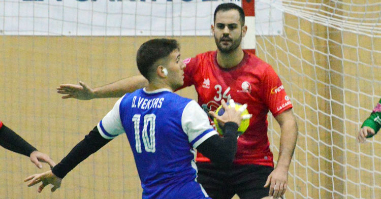 David Ventas en el partido ante el Cajasur en Fátima. Foto: CBM