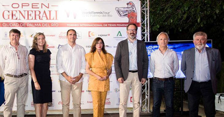 Organizadores, patrocinadores y representantes de las instituciones en la foto de familia de la presentación de la XXVII edición del Open Generali.