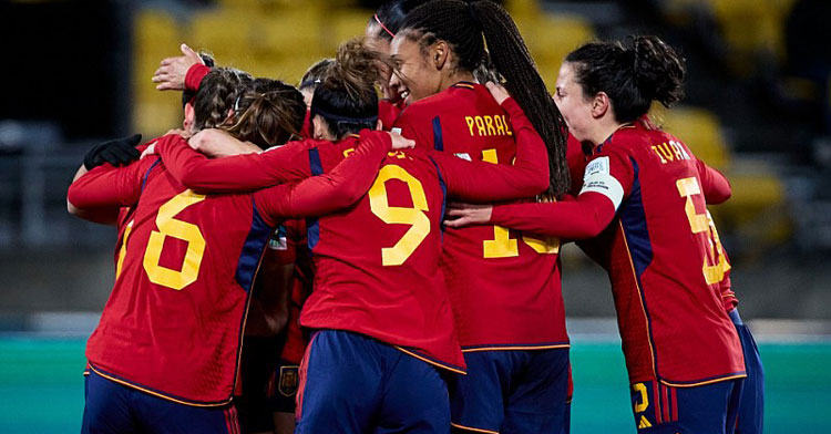 La celebración de la selección de uno de sus goles. Foto: RFEF