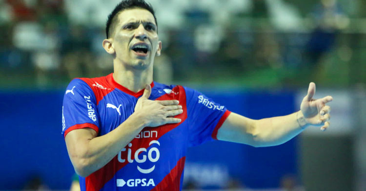 Arnaldo Báez festejando un gol. Foto cedida por el Córdoba Futsal