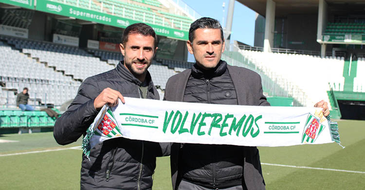 Canario y Juanito hace menos de seis meses durante su presentación oficial.