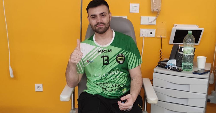 Juan Herrera en su etapa con Bolaños, justo tras una operación en la rodilla de la que ya está recuperado. Foto: Balonmano Bolaños