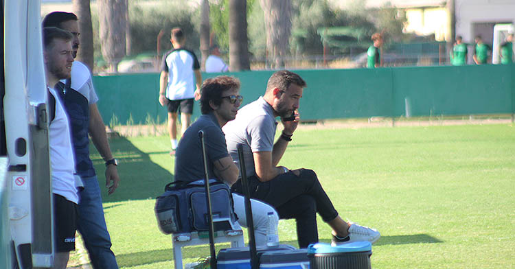 Raúl Cámara junto a Julio Cruz y sin la presencia de Juanito en la vuelta a la Ciudad Deportiva.