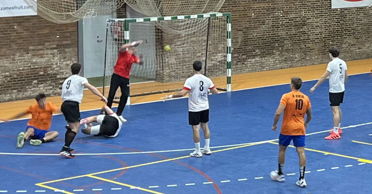 Un lance del ARS-Cajasur en el Naranja Arena. Foto: Palma del Río Deporte