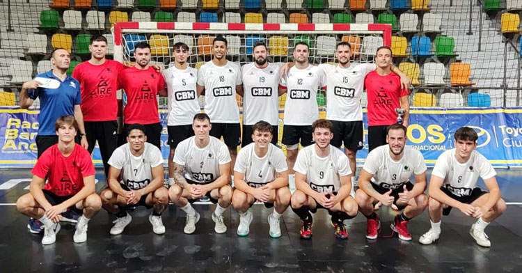 La formación cajista en el Quijote Arena. Foto: CBM