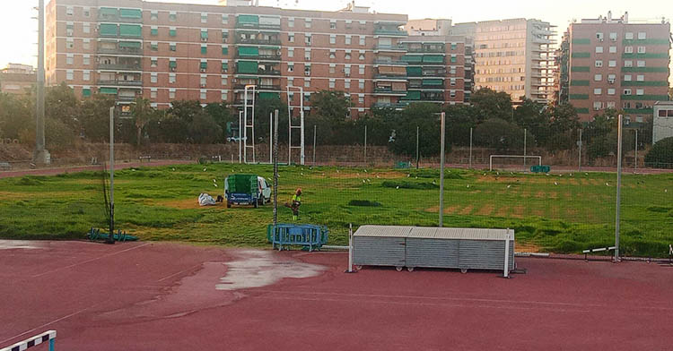 Panorámica de las pistas y el campo de tiro de El Fontanar en el inicio de sus desbrozamiento.