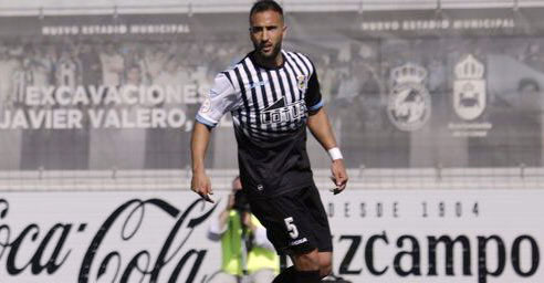 Fran Morante en un duelo con la Balona