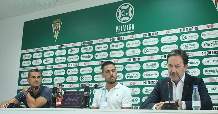 Antonio Fernández Monterrubio junto a Recio y Juanito.
