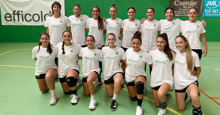 La formación del plantel fuensantino. Foto: Adesal Córdoba