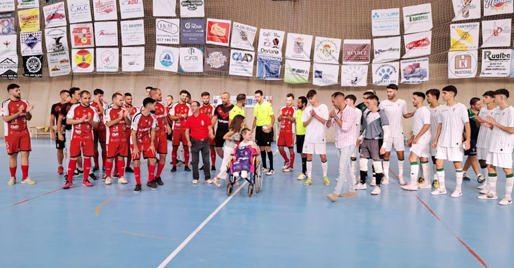 El saludo entre ADYO Cañada Rosal y Córdoba Futsal Patrimonio. Foto: Córdoba Futsal