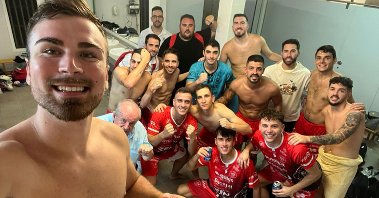 El selfie de la victoria del equipo del Alto Guadalquivir. Foto: CD Bujalance FS