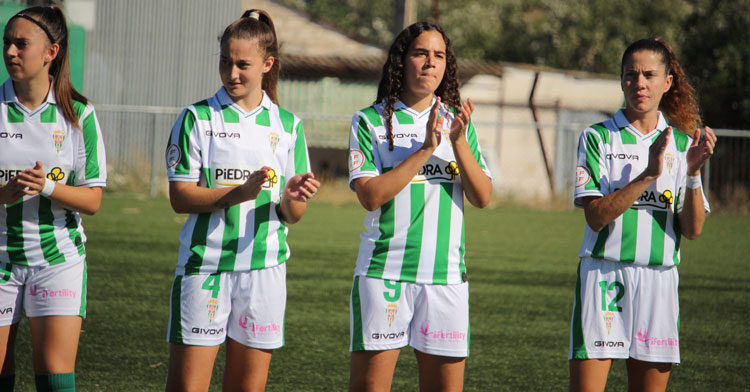 Varias jugadoras del Córdoba antes de su duelo del pasado fin de semana. Foto: CCF