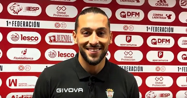 Lluis Tarres tras su feliz debut con el Córdoba en Murcia.