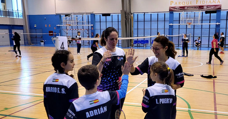 Una jornada de deporte en los Juegos Deportivos Municipales. Foto: Club Bádminton Córdoba