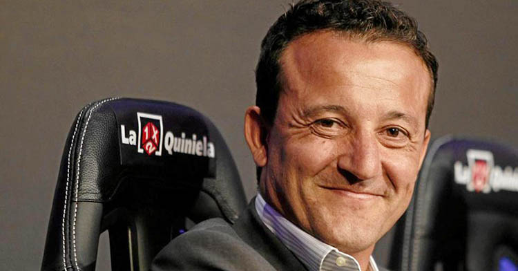 César Sánchez pertenece en la actualidad a la empresa Redstone con la que recientemente asesoró a la Sampodria.