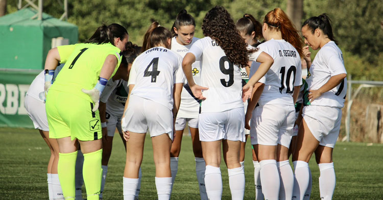 Las jugadoras del Córdoba Femenino haciendo piña. Foto: @CordobaFemenino