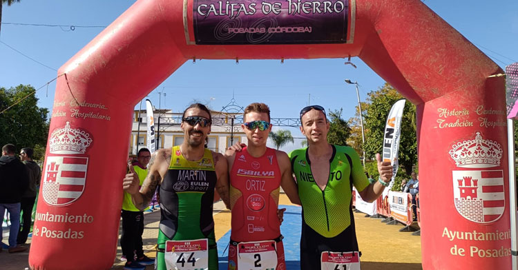 Sergio Ortiz se llevó el triunfo en el Duatlón de Posadas. Foto: FATRI