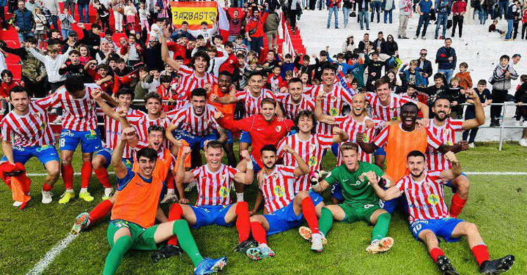 El Barbastro de Antonio Jesús Crespo protagonizó una de las sorpresas de la Copa al eliminar a la Ponferradina. Foto: UD Barbastro