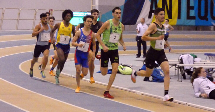 Una de las pruebas celebradas en la competición indoor de Antequera. Foto: Club Atletismo Cordobés