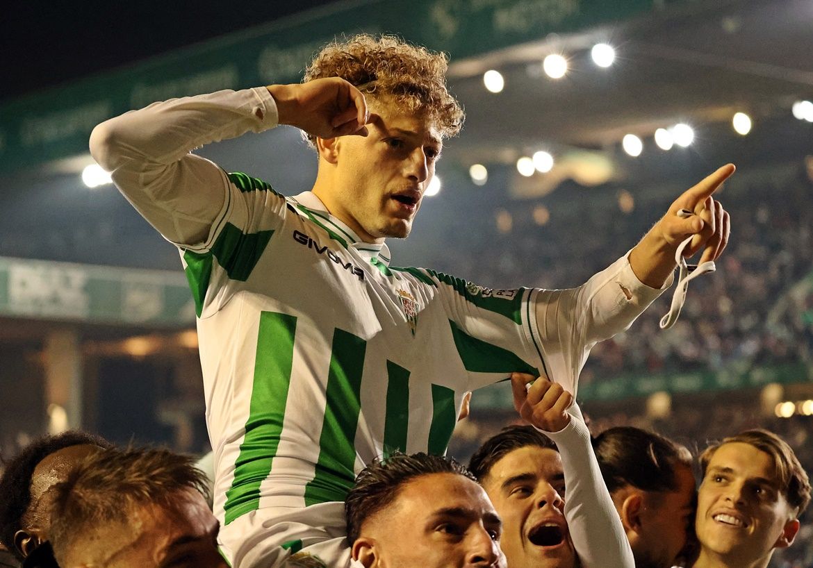 Simo celebrando su gol al Castellón. Foto: CCF