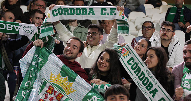 El cordobesismo entregado en el partido ante el Castellón.