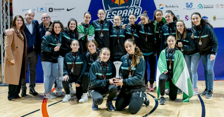 El equipo infantil femenino de Andalucía, plata nacional. Foto: FEB