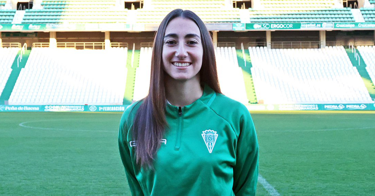 Andrea Marín ya es jugadora del primer equipo del Córdoba Femenino. Foto: CCF