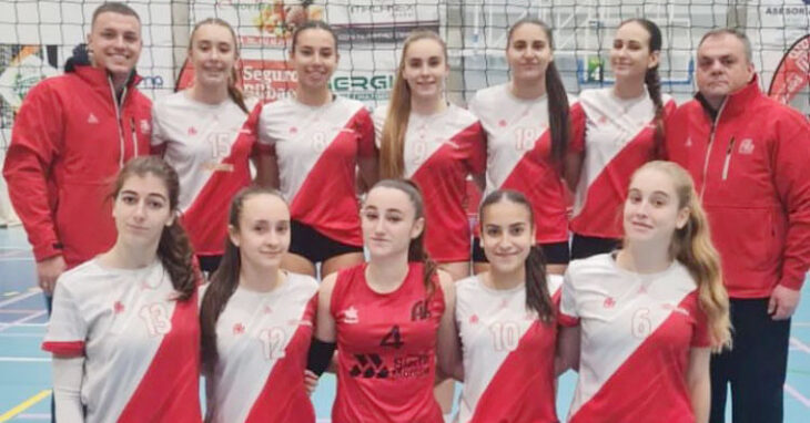 Las chicas de la selección cadete de voleibol de Córdoba, podio andaluz. Foto: FAVB