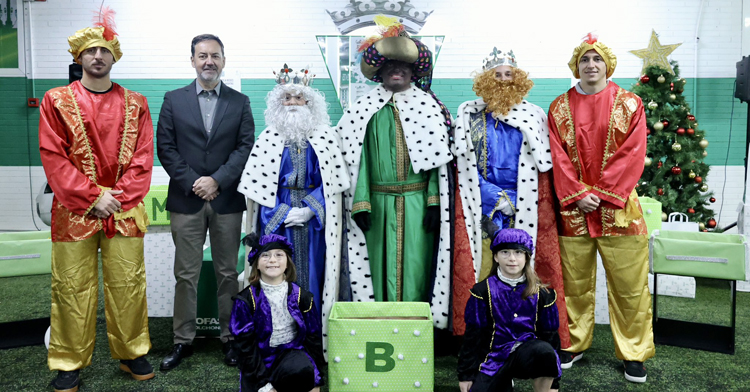 Visita de los Reyes Magos a El Arcángel. Foto: CCF