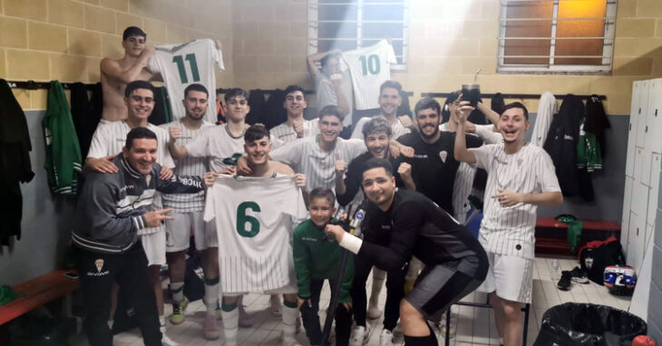 Los jugadores del Córdoba Futsal celebran la victoria. Foto: Córdoba Futsal