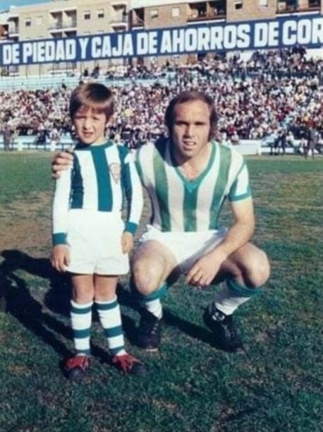 El centrocampista argentino Daniel Onega con la blanquiverde en el viejo Arcángel.