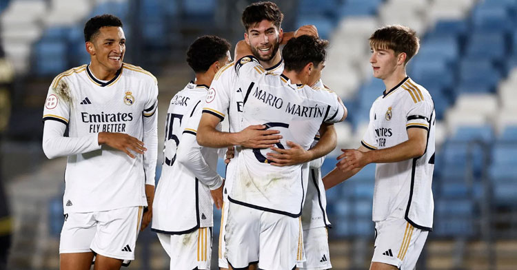 Los jugadores del Castilla celebrando un tanto ante el Intercity. Foto: Real Madrid