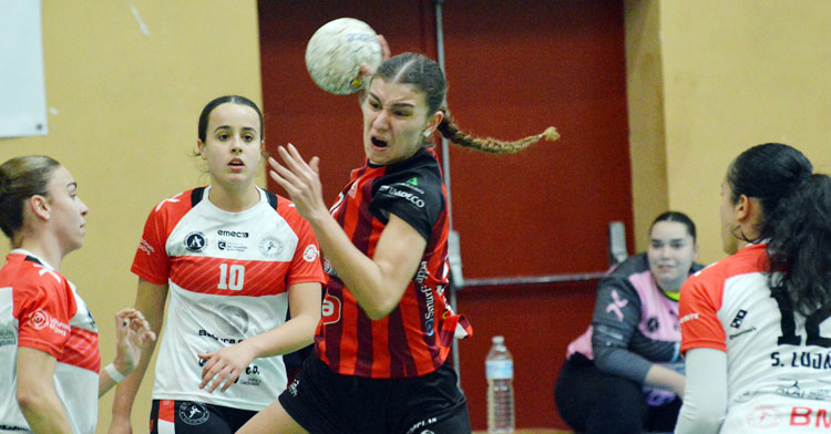 Un reciente encuentro del Deza Córdoba de Balonmano. Foto: CBM