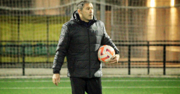 Rafa Navarro vuelve al ruedo en tierras vinícolas. Foto: Montilla CF