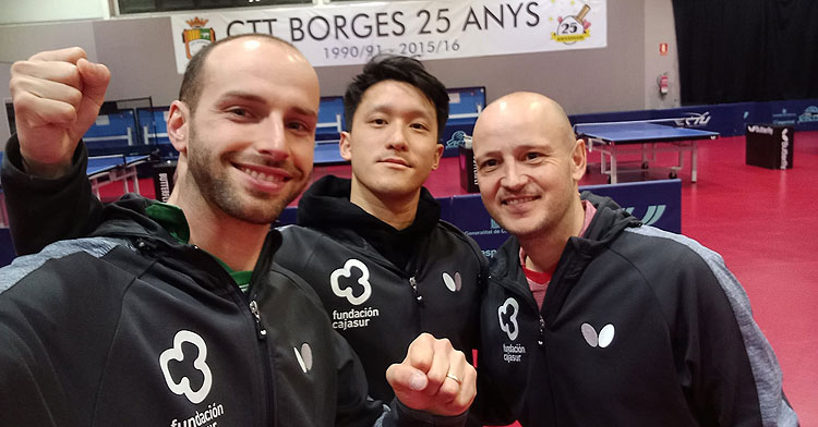 Carvalho, Chen y Machado tras tomar Borges. Foto: Real Priego TM