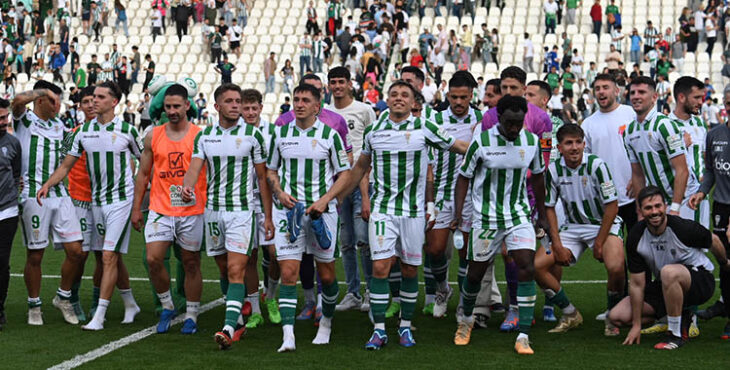 La celebración tras el partido del Córdoba. Autora: Natalia Román