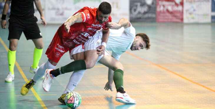 Un lance del derbi entre Bujalance y Córdoba Futsal Patrimonio en tierras bujalanceñas. Foto: Córdoba Futsal