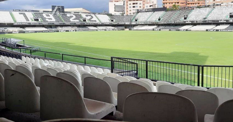 Imagen del interior del Estadio Castalia.