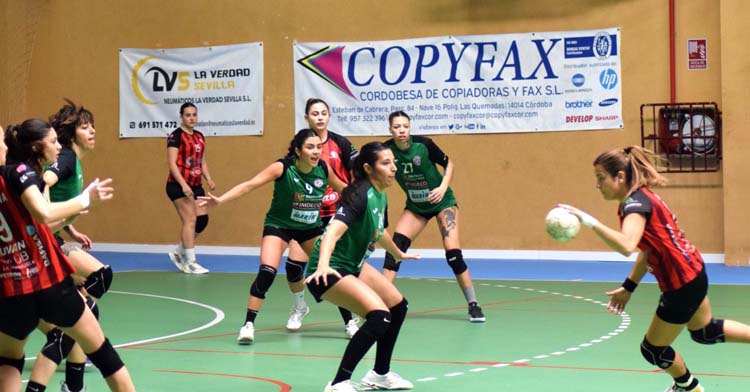 Una acción del derbi entre el Deza CBM y el Adesal. Foto: laclasi.es
