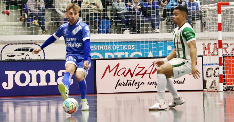 Osamanmusa fue uno de los goleadores blanquiverdes. Foto: Manzanares Televisión