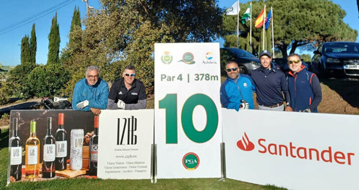 El cordobés Víctor Pastor junto a los periodistas Miguel Carnero, David Jurado, Antonio Postigo y Jesús Márquez.