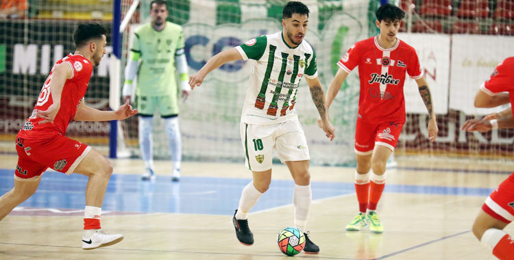Lucas Perin en el partido frente al Jimbee Cartagena. Foto: Córdoba Futsal