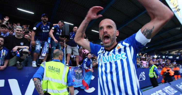 Yuri celebrando la clasificación para el play-off. Foto: SD Ponferradina