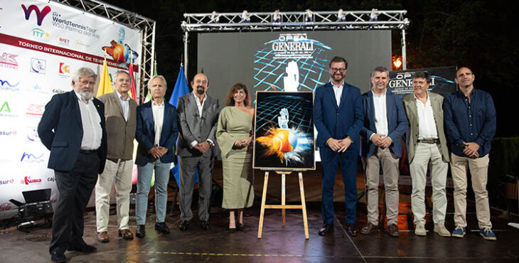 Las autoridades durante la presentación la pasada noche del Open Generali de Palma del Río 2024.