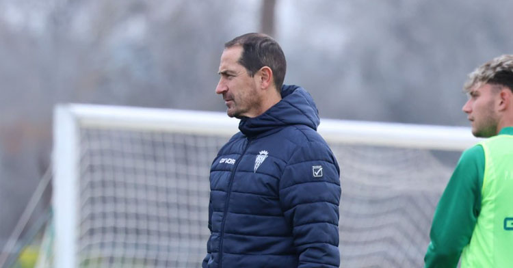 Diego Caro en un entrenamiento del Córdoba B. Foto: CCF