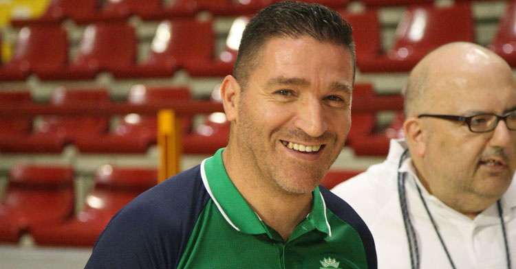 Lolo Vinos inicia nueva etapa por el Pepe Montalbán. Foto: Córdoba Futsal