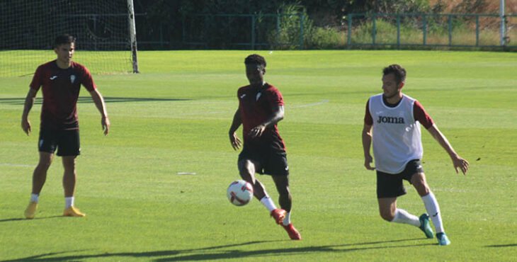 Adilson junto a Lapeña en un entrenamiento en la ciudad deportiva