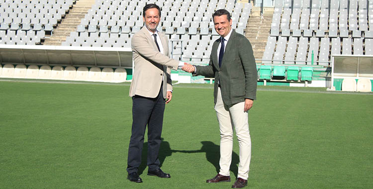 Felicidad. Los rostros de Monterrubio y Bellido lo dicen todo sobre el histórico momento.